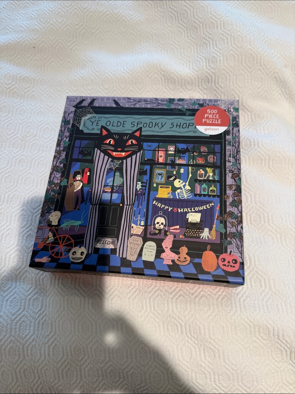 Ye Olde Spooky Shop Halloween 500-Piece Puzzle - Multicolor